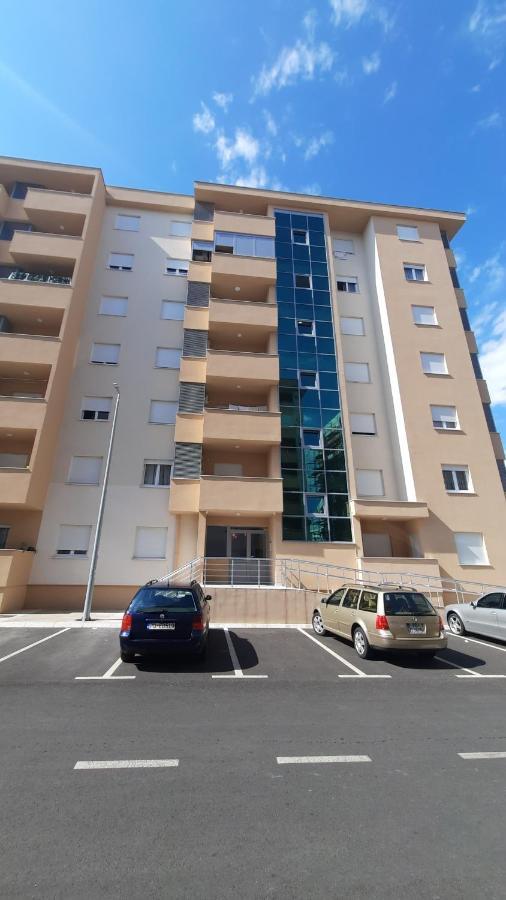 Apartman Seka Apartment Podgorica Ngoại thất bức ảnh